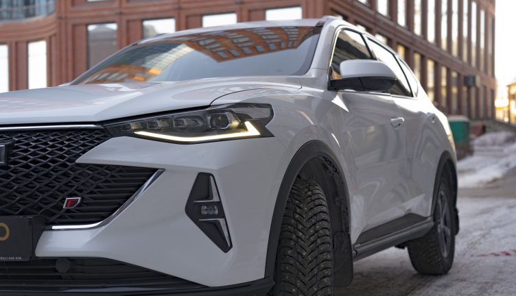 Haval F7