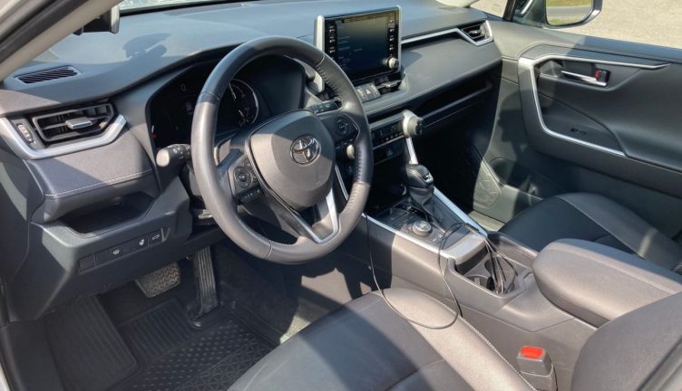 Toyota Rav-4