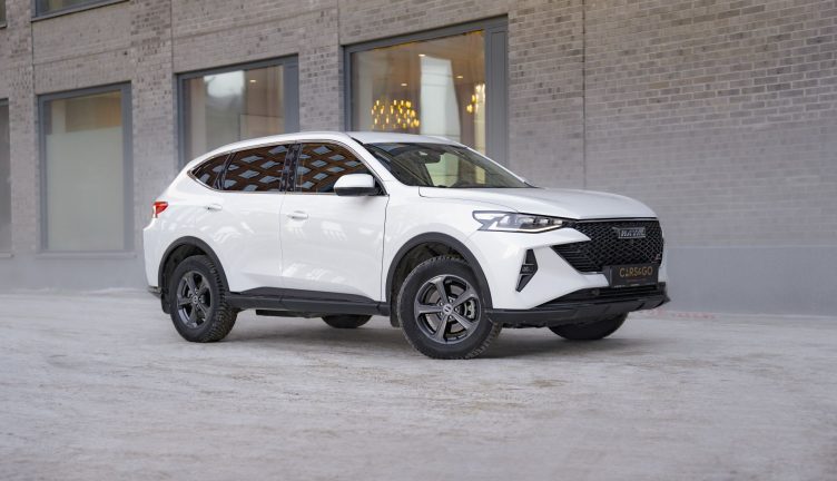 Haval F7