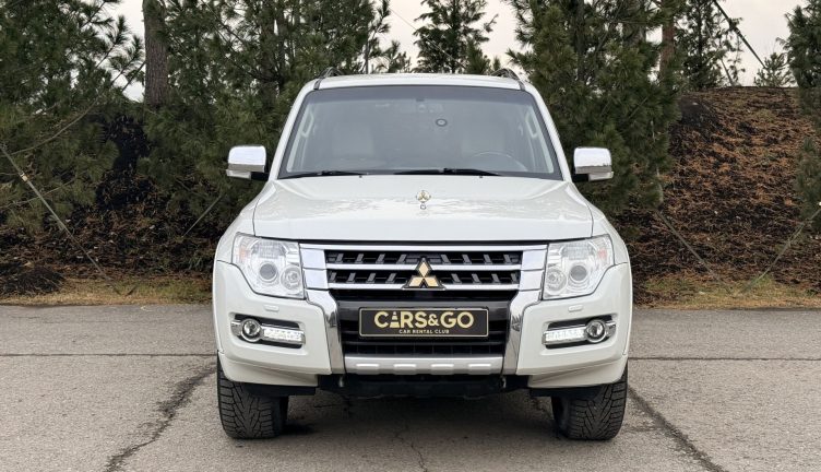 Mitsubishi Pajero IV