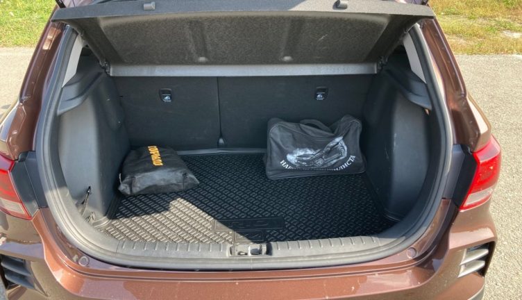 Kia Rio X-Line Kia Rio X-Line