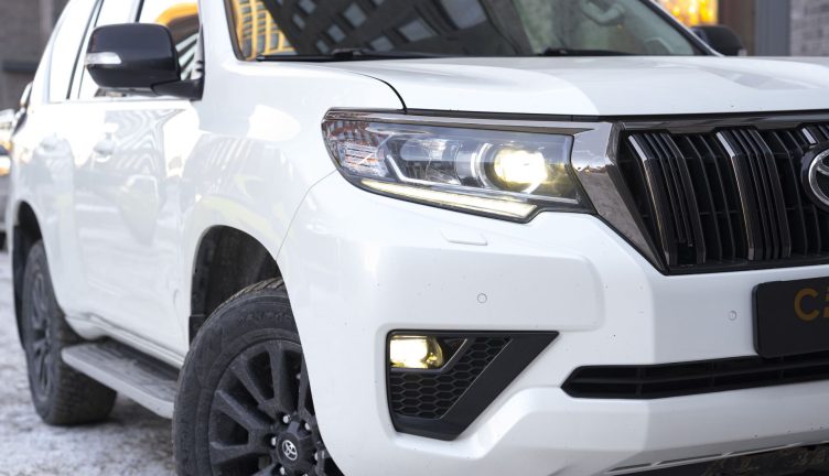 Toyota Land Cruiser 150