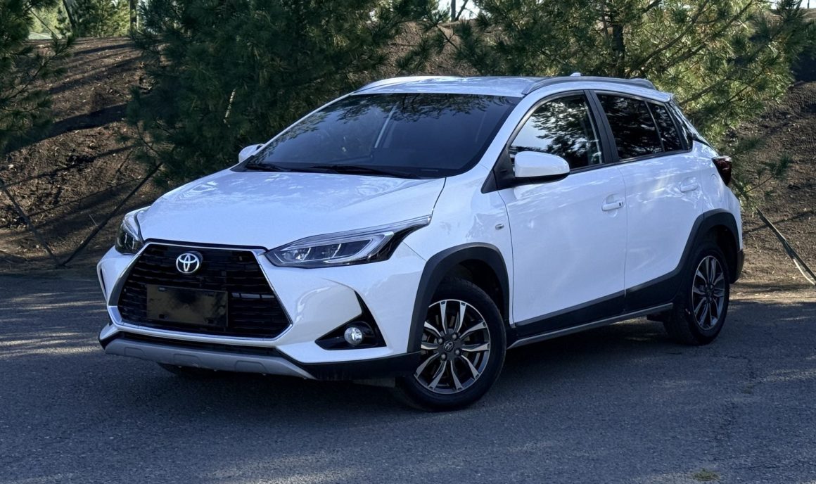 Toyota Yaris L